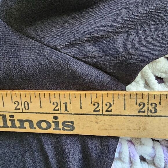 EUC LIKE NEW JOHN MARK BLACK WHITE EMBROIDERED CLASSY FRINGED TOP SIZE M - Picture 15 of 16